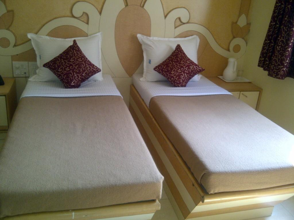Om Sai Palace Pune